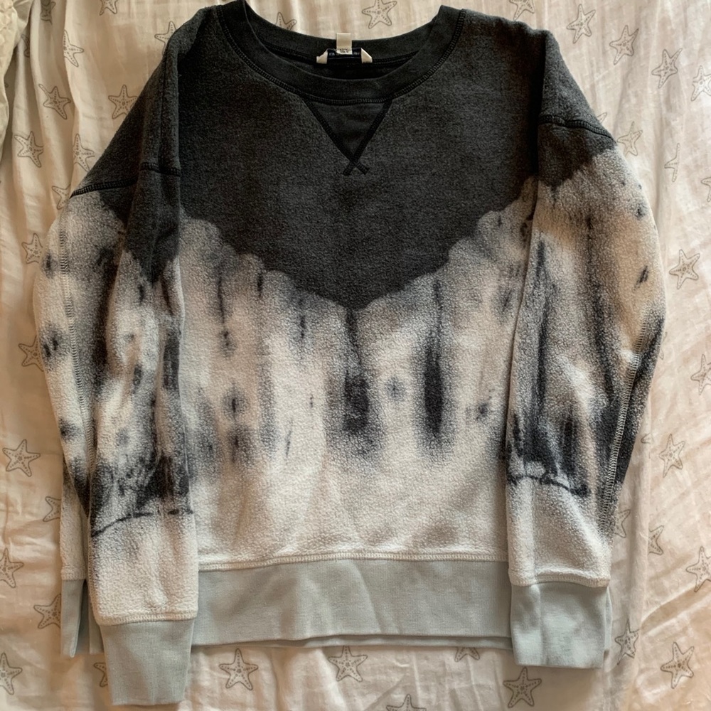 American Eagle Crew Neck